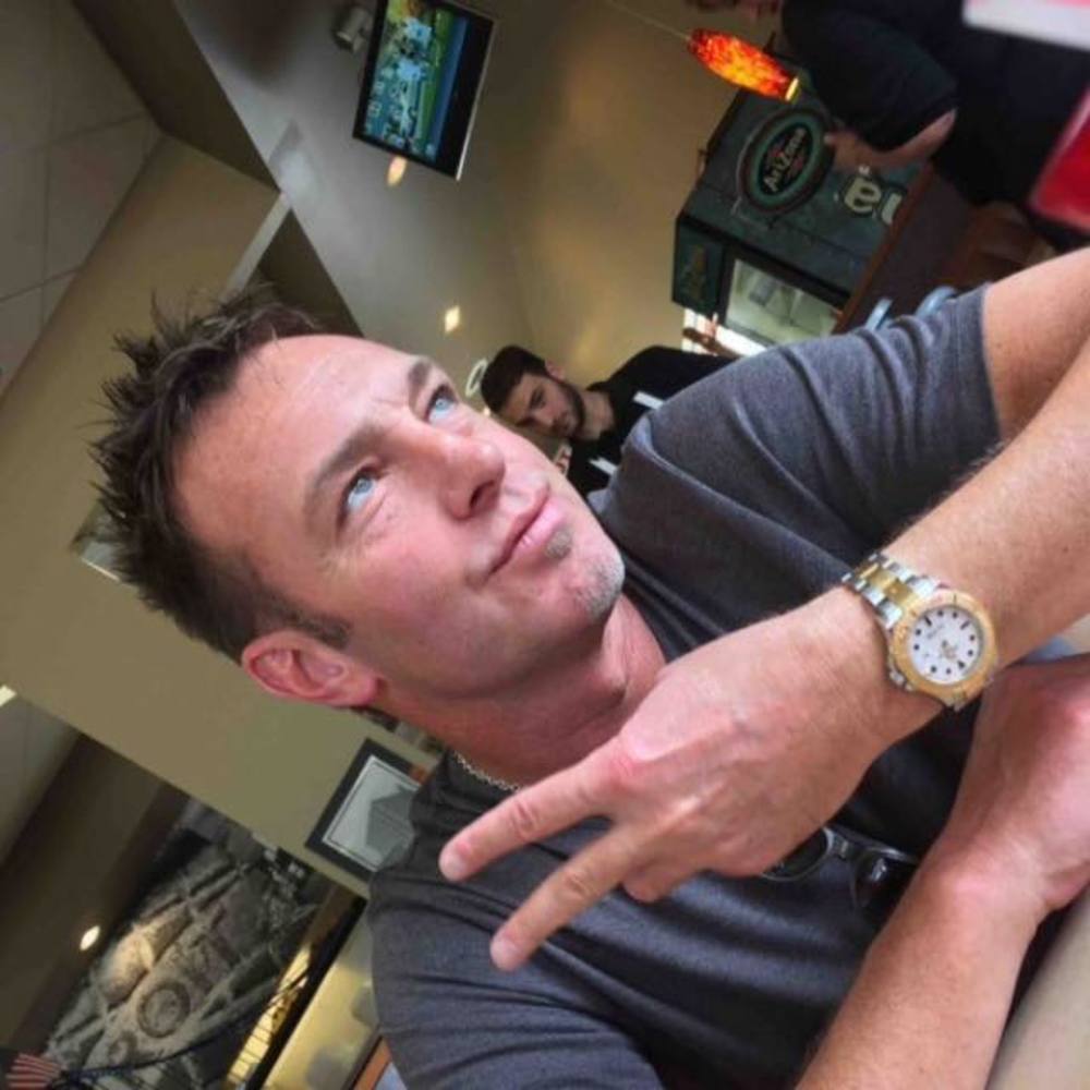 Meet your Posher, Robert